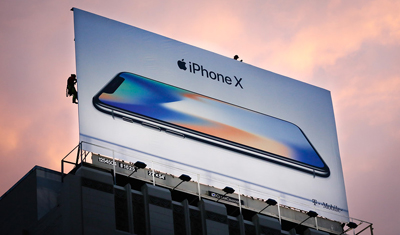 消息称苹果将继续生产LCD屏幕iPhone