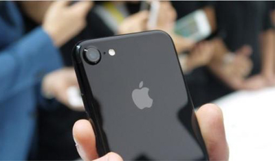 苹果考虑在中国之外生产 iPhone