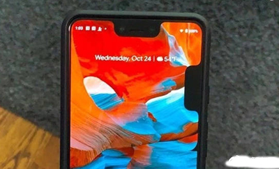 谷歌手机出现“双刘海”bug，画面有点惊悚